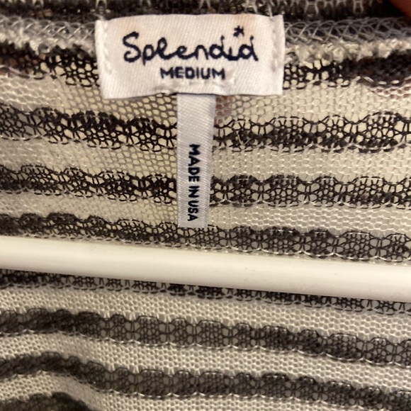 🚨 SPLENDID BRAND striped blouse light knit with scoop neck. Size: Medium. - Picture 5 of 6